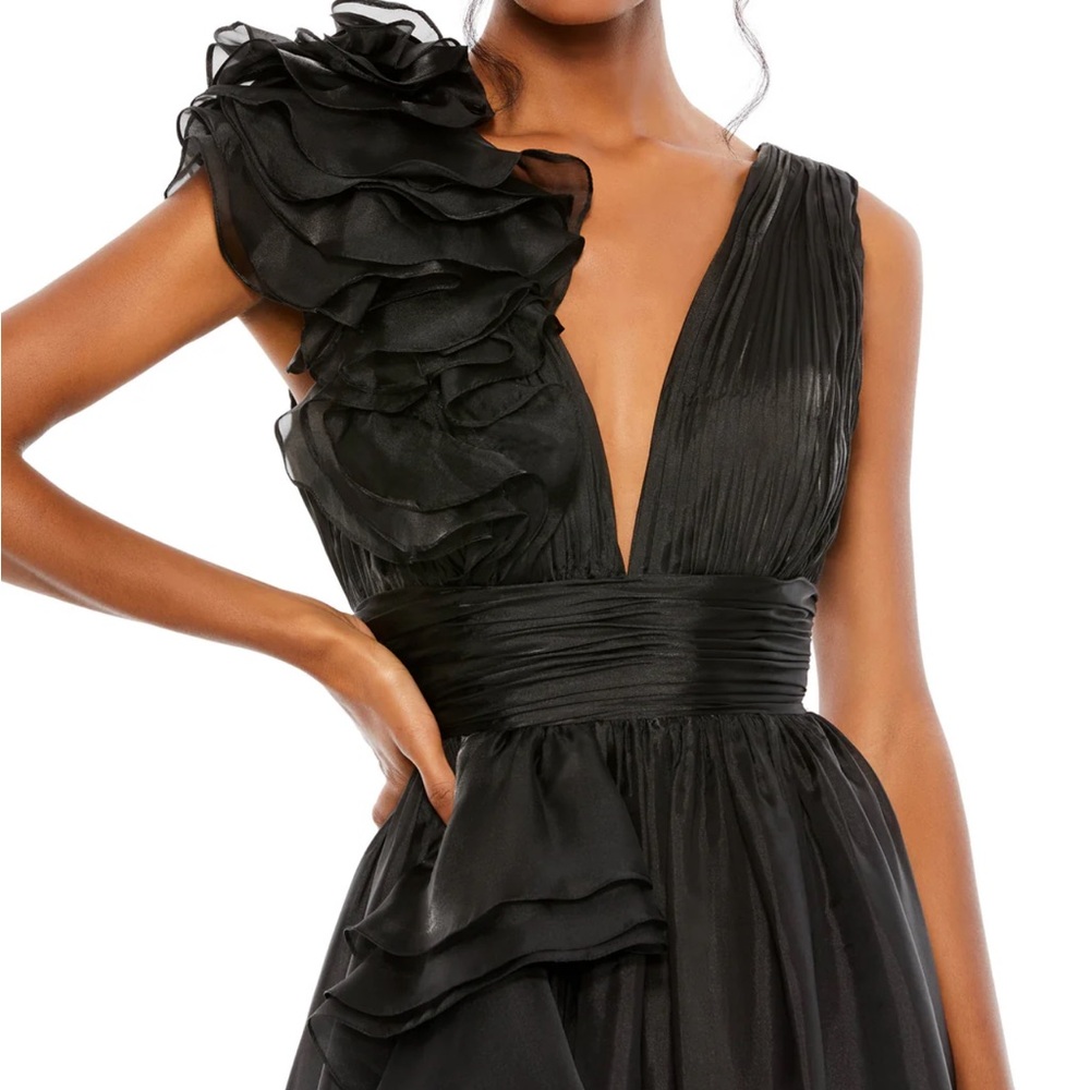 Mac Duggar Black Gown